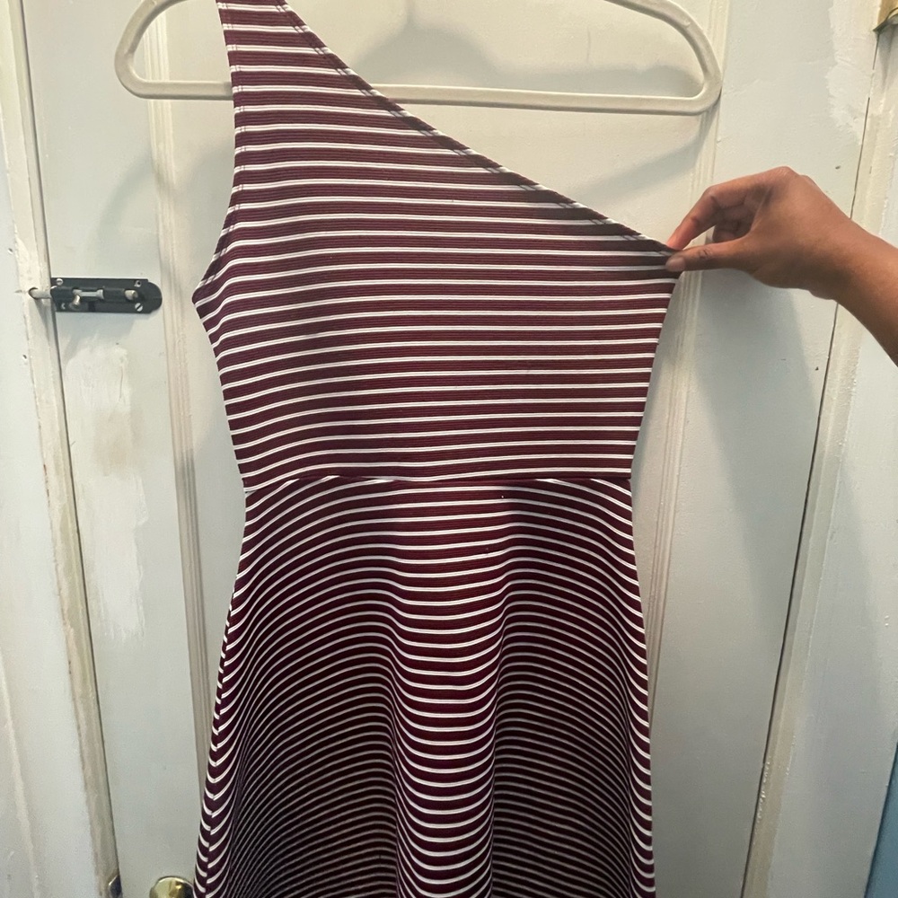 Elegant Striped One-Shoulder Dress